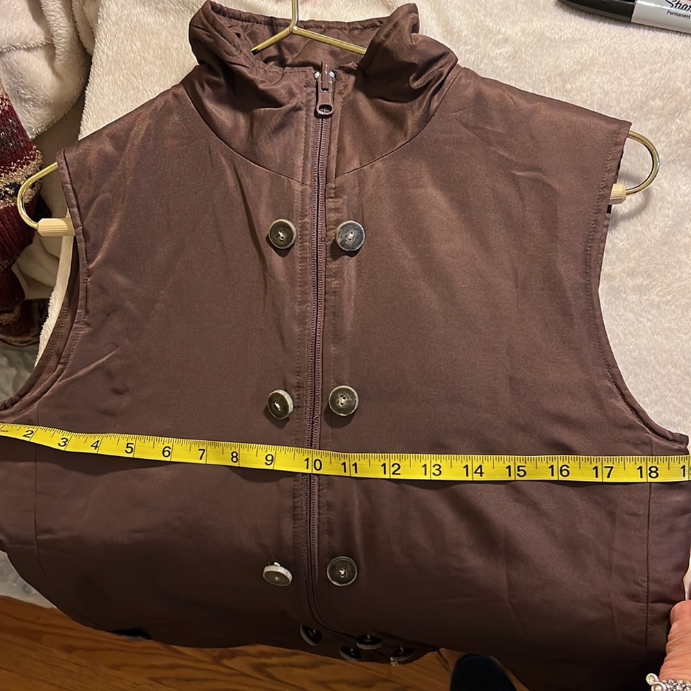 J. Mclaughlin Quilted Polyester Reversible Vest - image 4